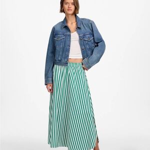 Madewell Green and White Striped Women's Skirt. Size medium.